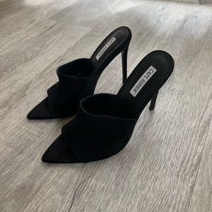 Cape Robbin Heels